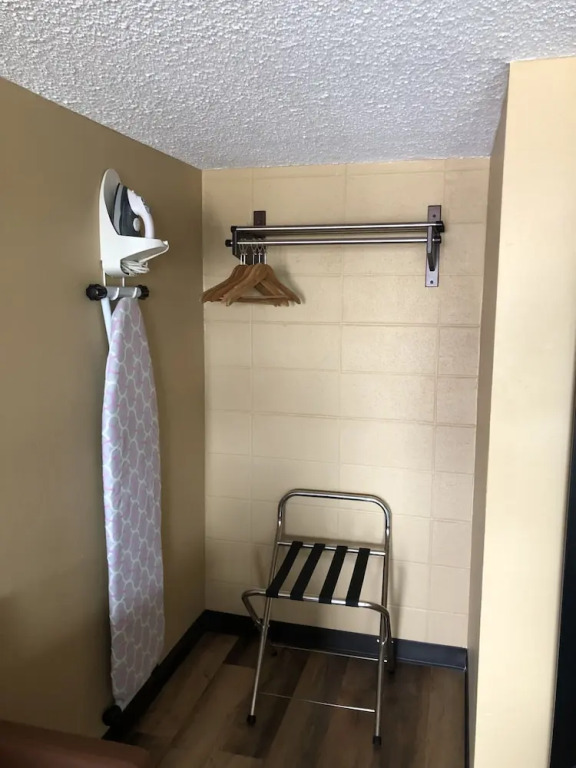 Knights Inn Motel