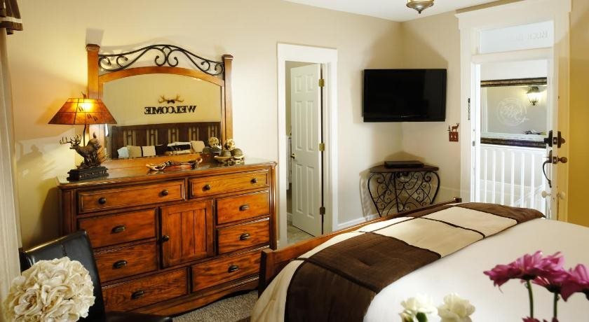 The Branson House