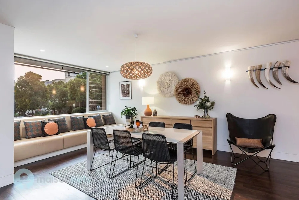 3BR Sydney Harbourside Home/Rooftop Pool & Parking