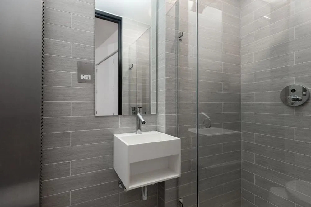 The Notting Hill Nook - Bright & Quiet 2BDR Apartment