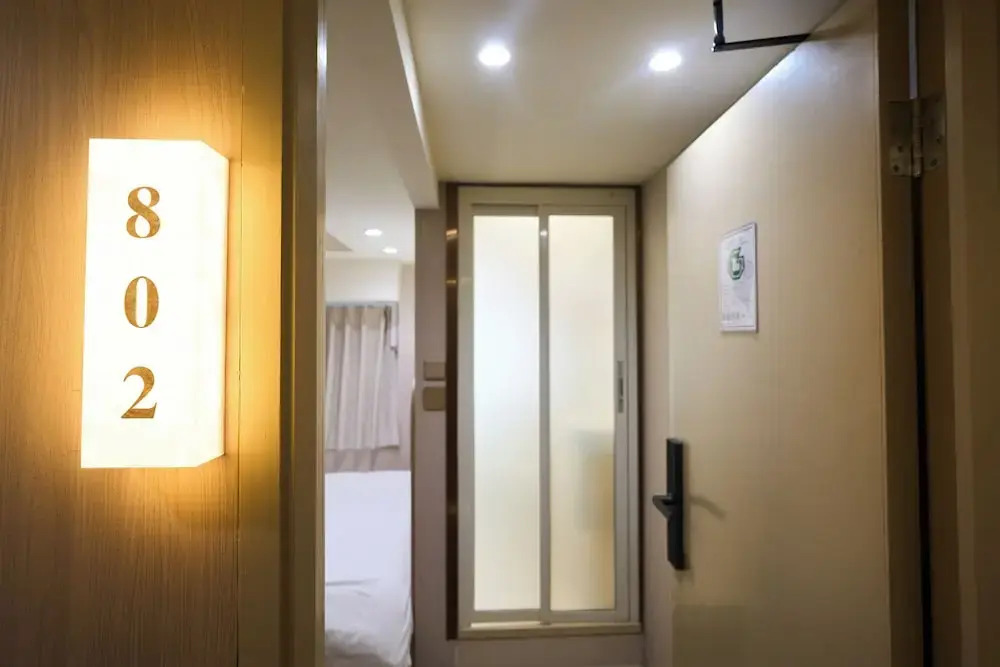 Serene Smart Stay
