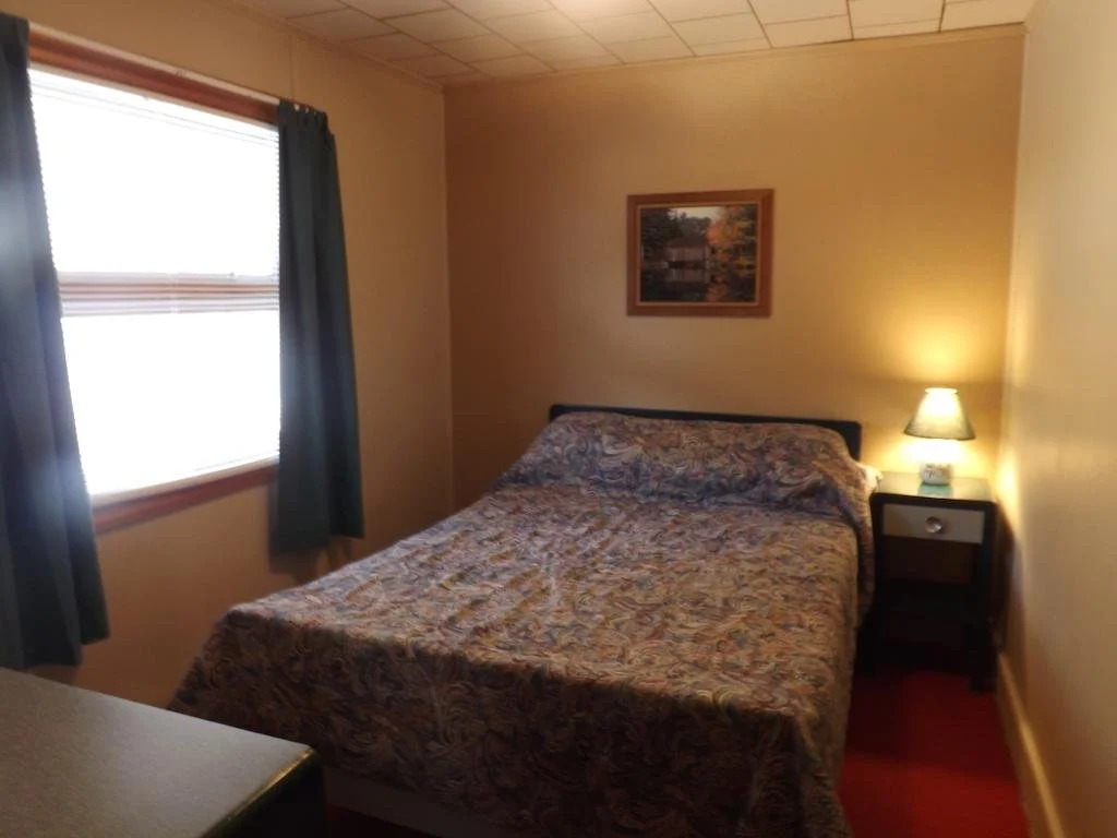 Boulders Motel & Cottages