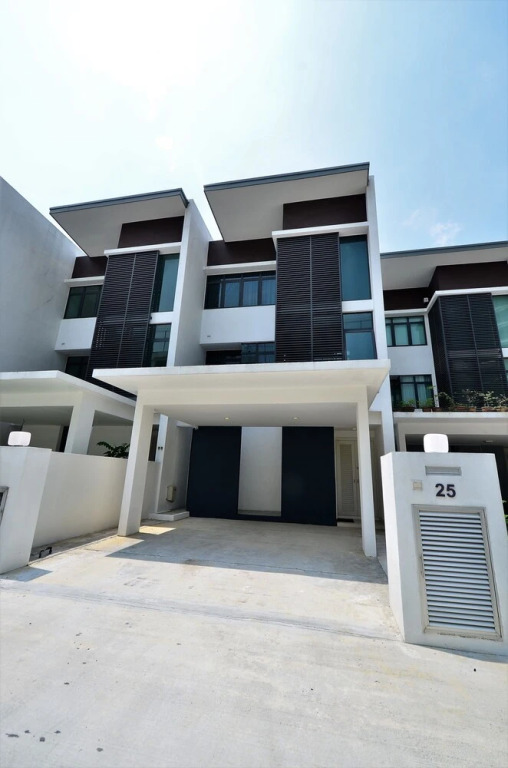 DeCristal Villa 25