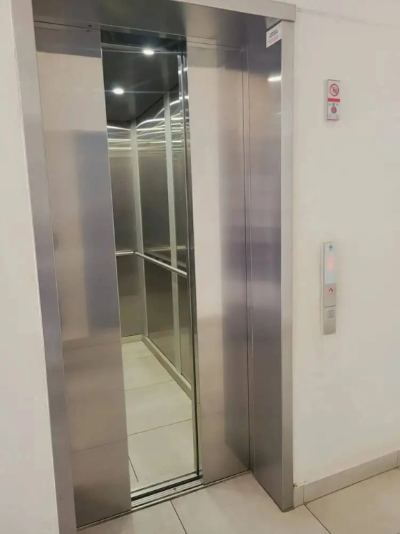 Charming 2-bedroom Apartment in Midrand, Close to Mall of Africa