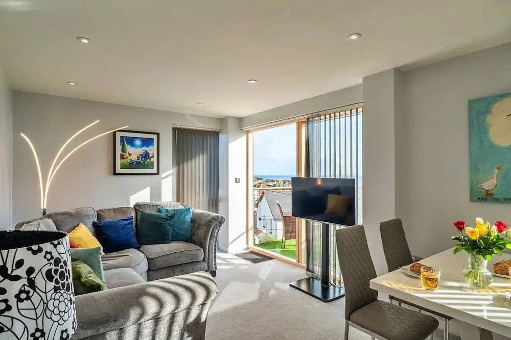 Apartment in Teignmouth With Sea Views