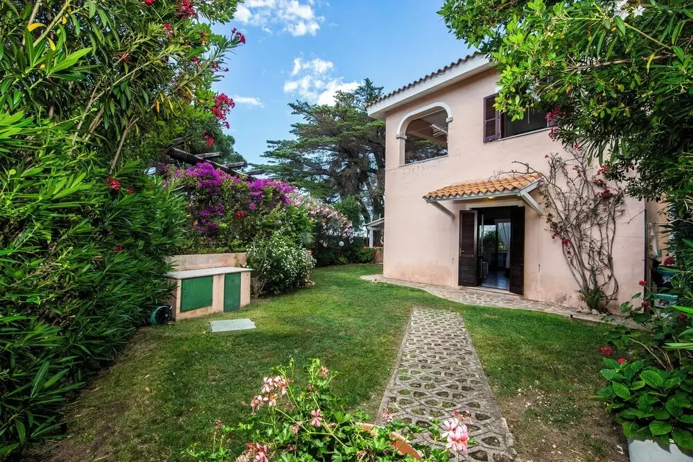 Piazzetta La Casa Sul Molo