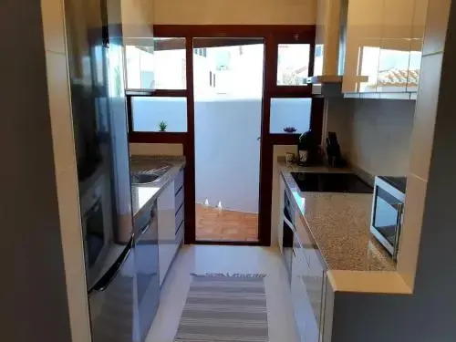 ☆Stylish 2br with Views To the Sea & Near Golf