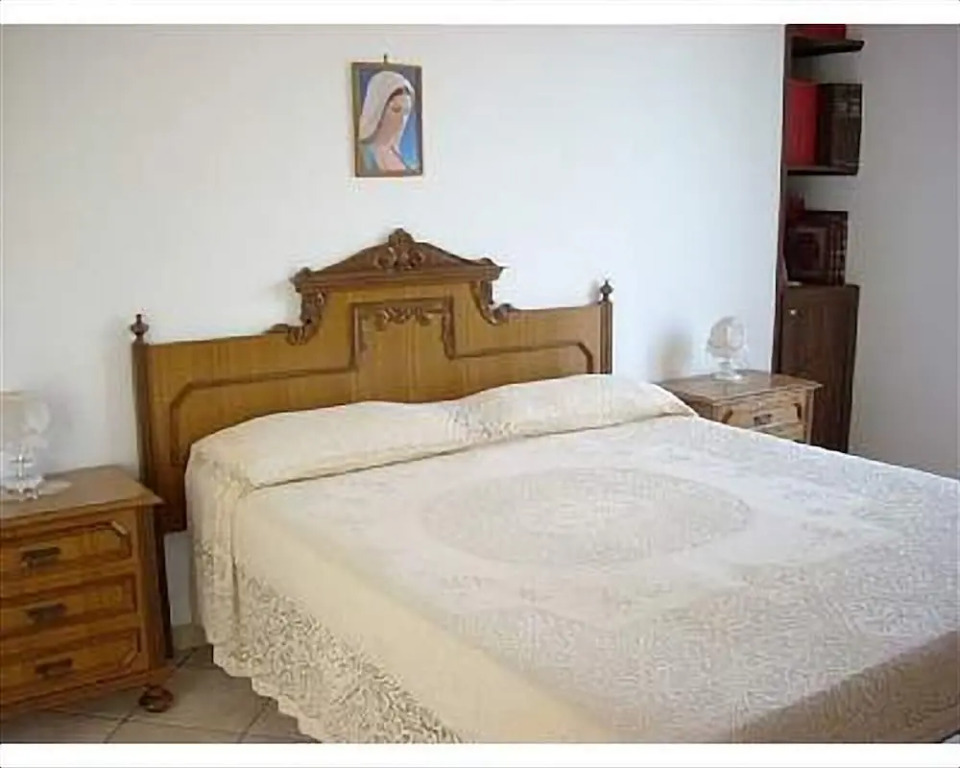 Panoramic Apartment in Villa With Pool and Garden Wi-fi