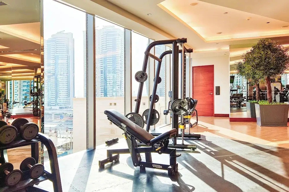 LUX The JW Marina Suite 5