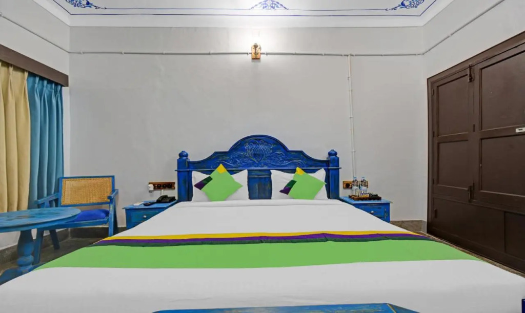 Treebo The Regal House, Near Fateh Sagar Lake