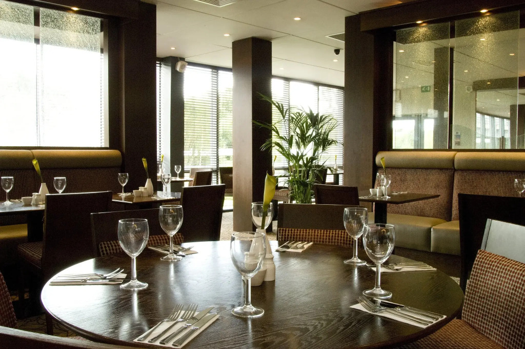 Premier Inn Castleford (Xscape, M62, Jct 32)