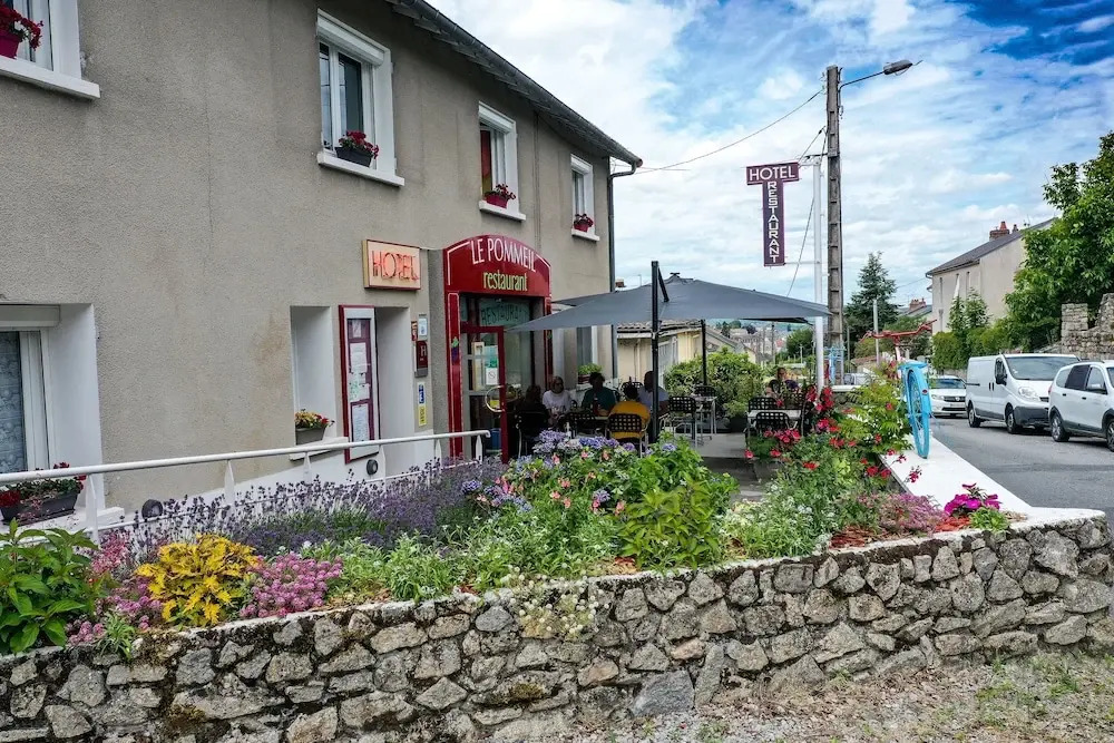 Hôtel Le Pommeil