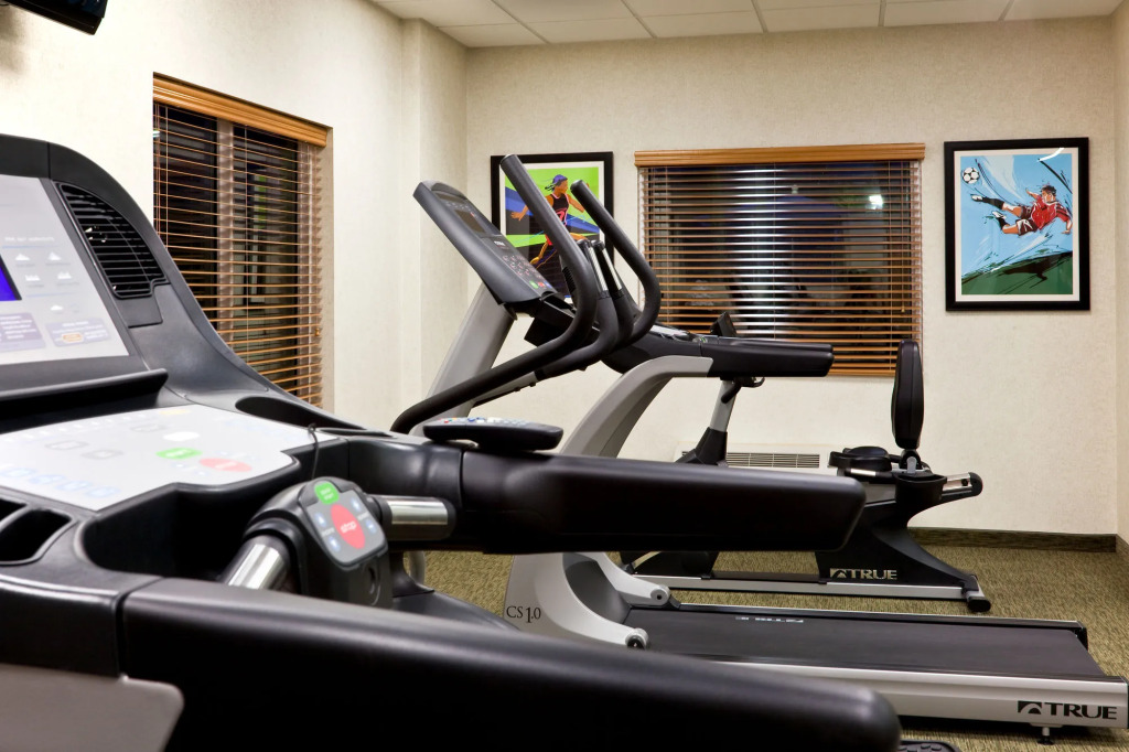 Holiday Inn Express & Suites Monterrey Aeropuerto by IHG