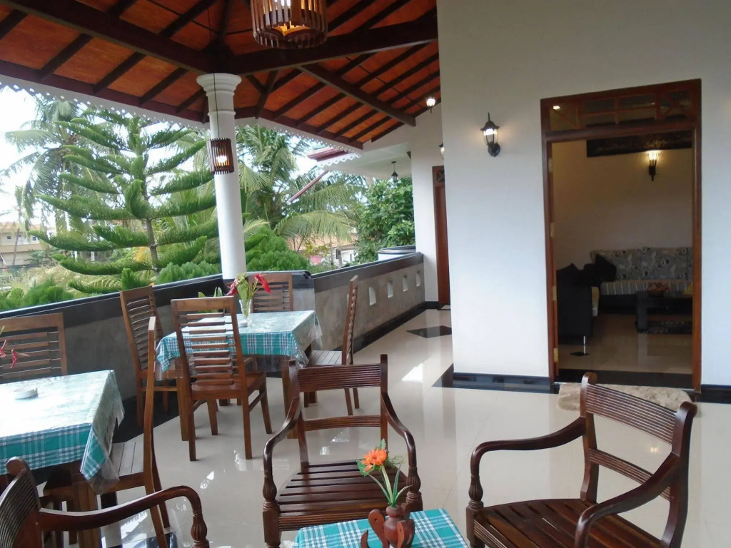Avon Villa