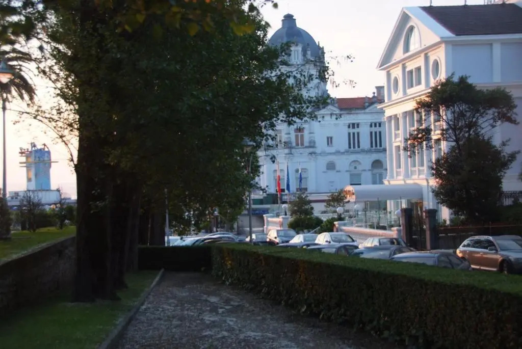 Hotel Hoyuela
