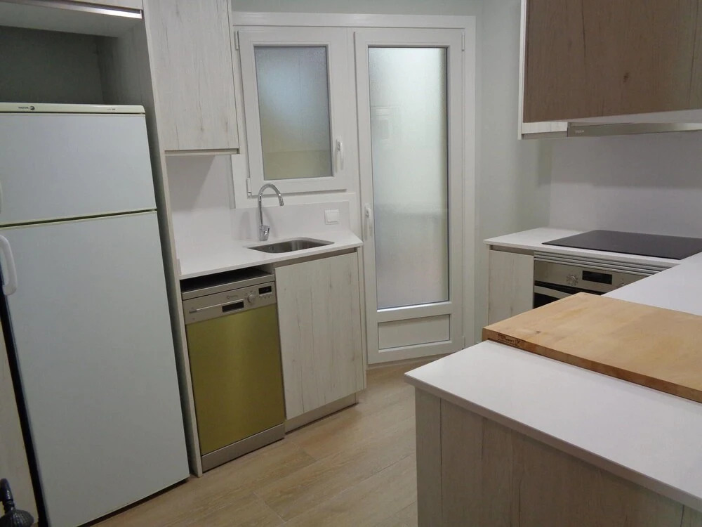 Aj-6 Calella DE Palafrugell 6 PAX