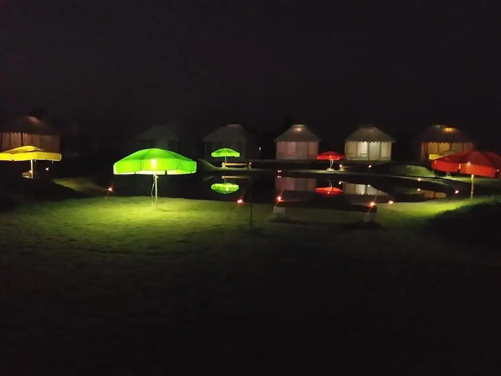 Camp e Khas