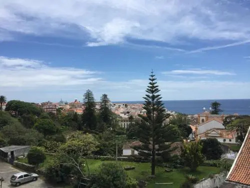 À Descoberta d'Angra!