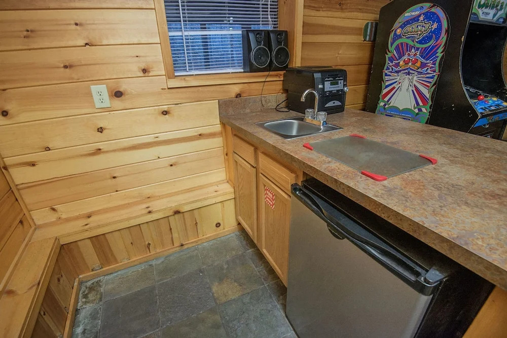 Homespun Hospitality by Heritage Cabin Rentals