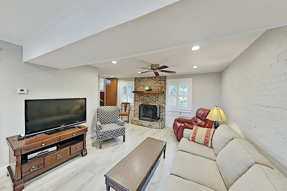 203cynth 3 Bedroom Home