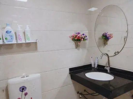 Hezhou Nuanxinwu Homestay