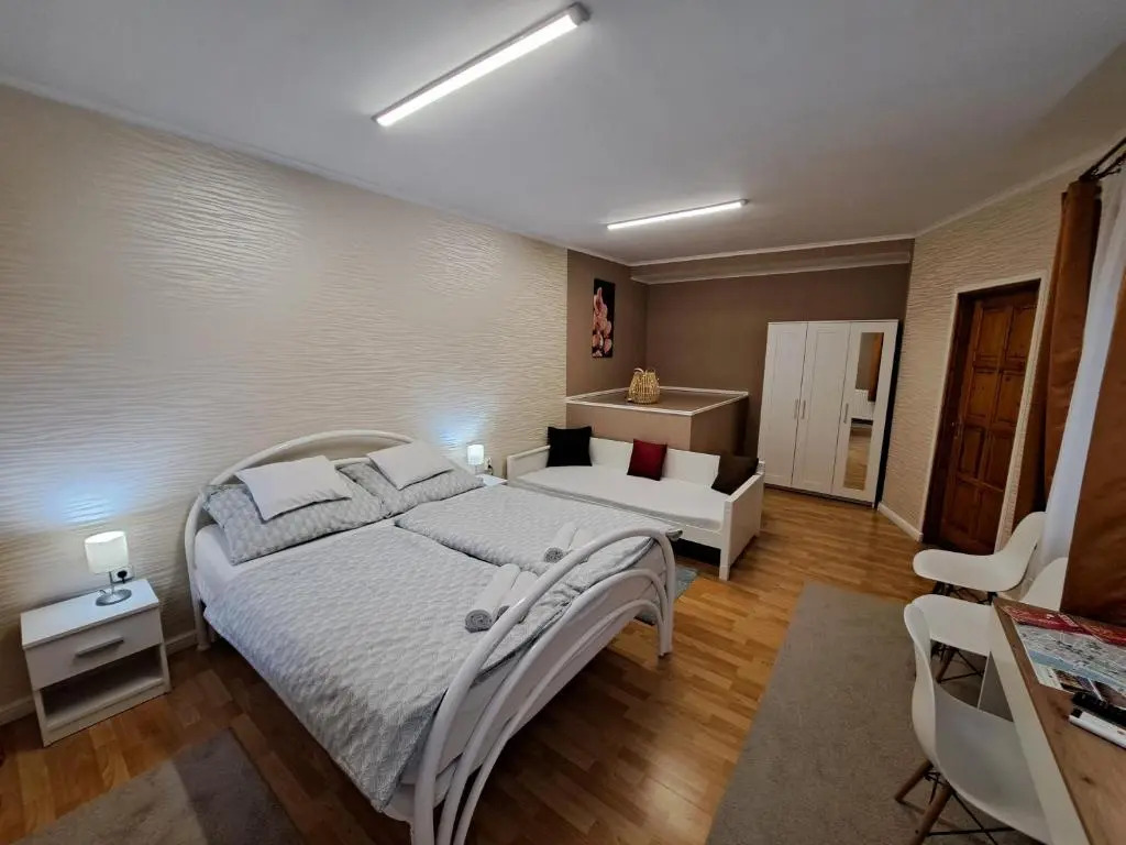 Árkád Apartmanház Szeged
