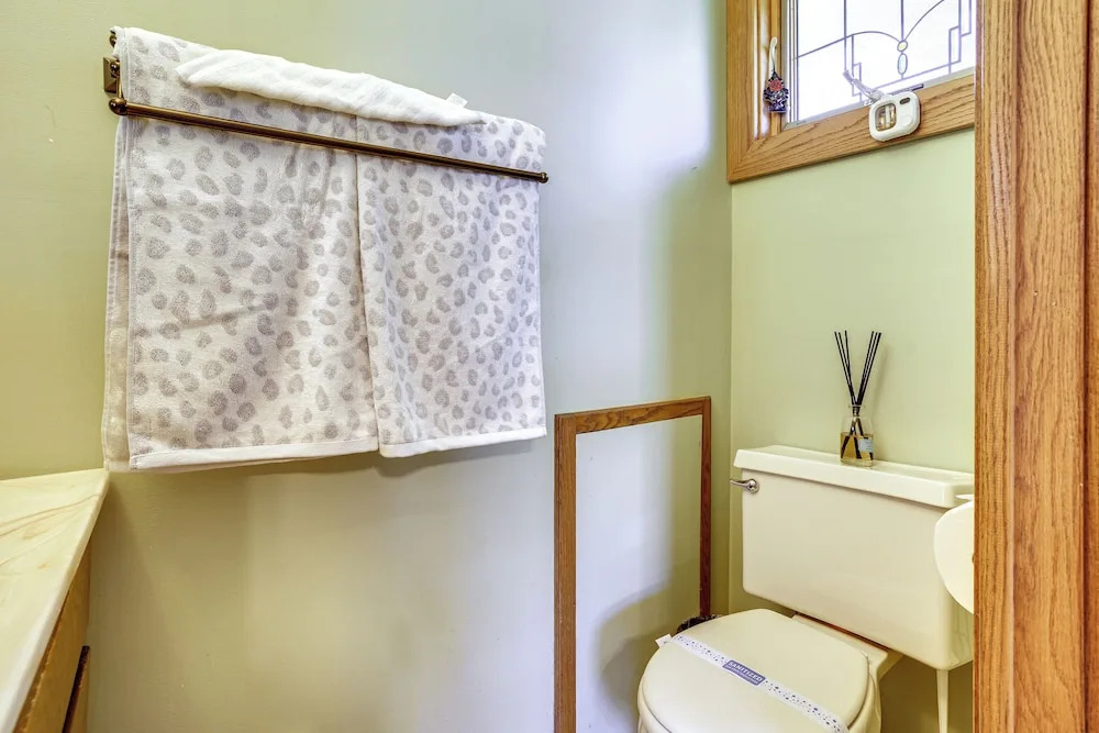 Spacious Cottage Grove Haven Near Downtown St Paul