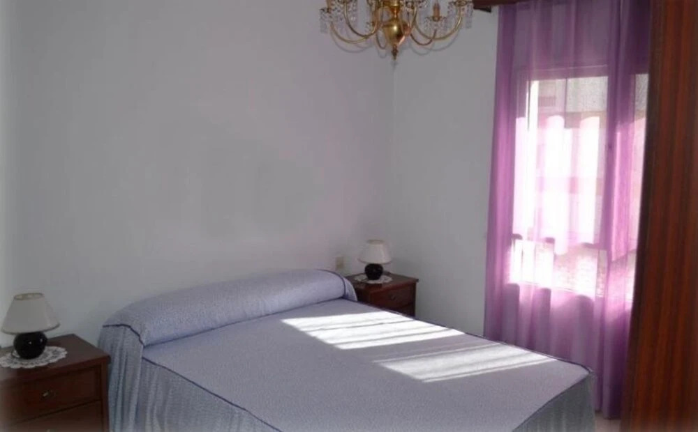 Cadiz 101894 3 Bedroom Apartment By Mo Rentals