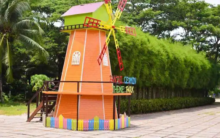 Theme Park & Resort Hotel Pantai Cermin