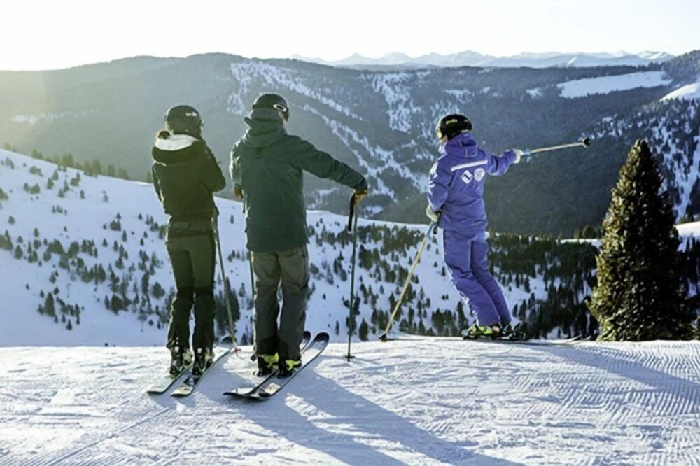 Gold-rated 3 Bedroom Condo Near Grand Hyatt Vail and Chair Lift 20