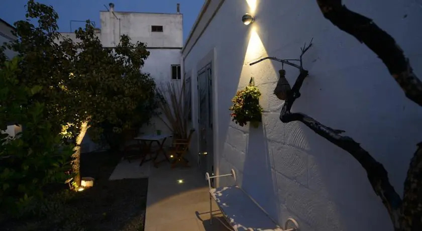 Le Miniature Rooms & Breakfast