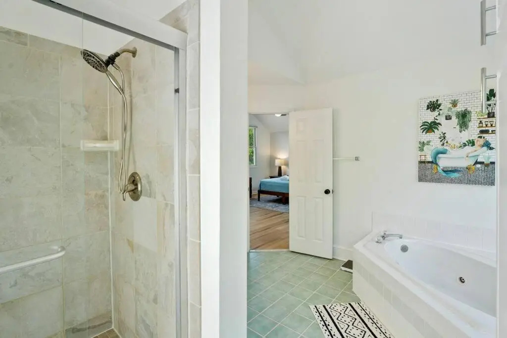 307 W Indian - The Prickly Pear