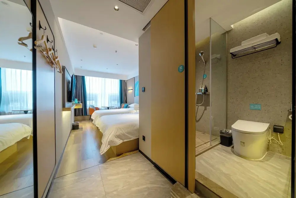 Home Inn Huayi Select Collection Hotel