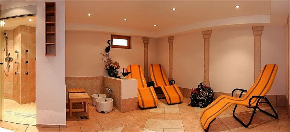 Tourist Hotel Boehm