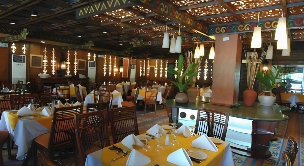 Oasis Hotel