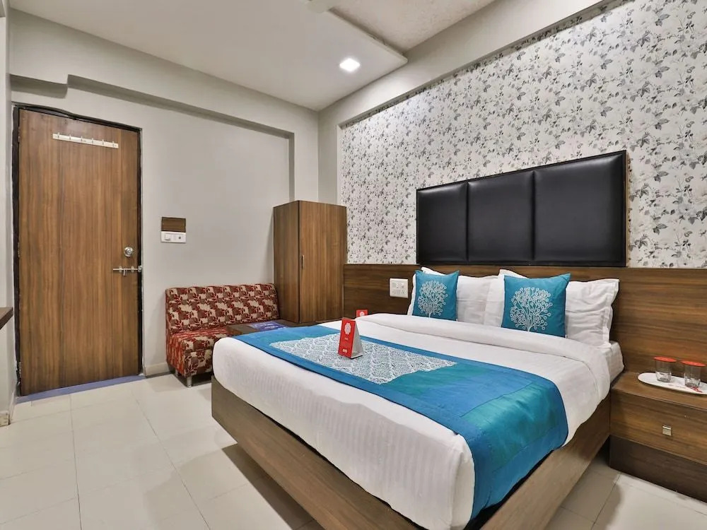OYO 10501 Hotel Amber