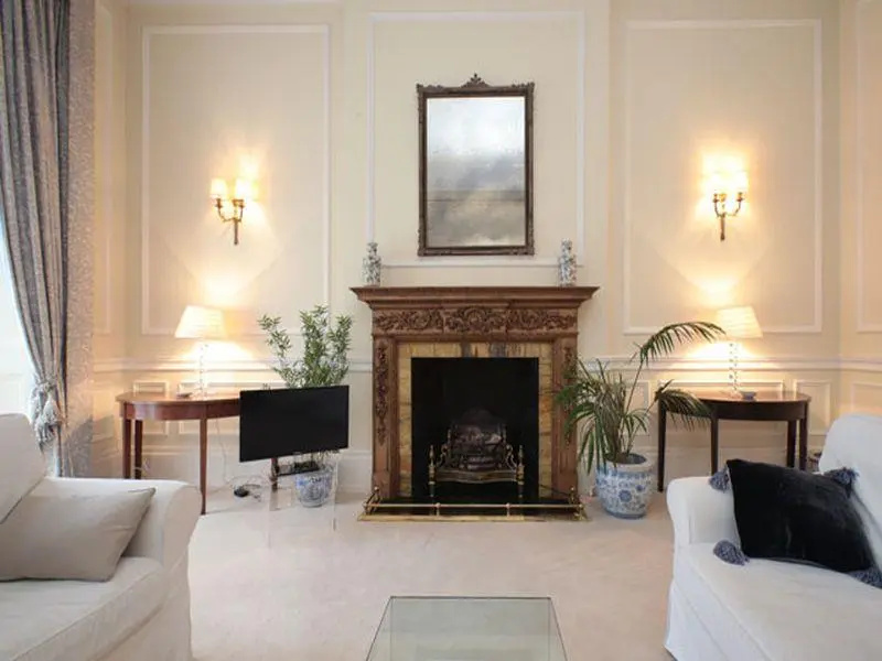 Veeve  Grand 2 Bed 2 Bath In Belgravia