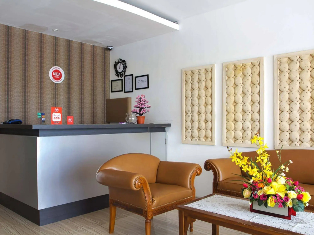 Nida Rooms Senen Market Matraman at Pax Hotel