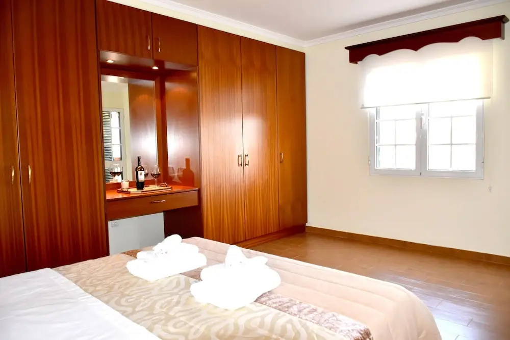 House With 2 Bedrooms in Paúl do Mar, With Wonderful sea View, Furnish