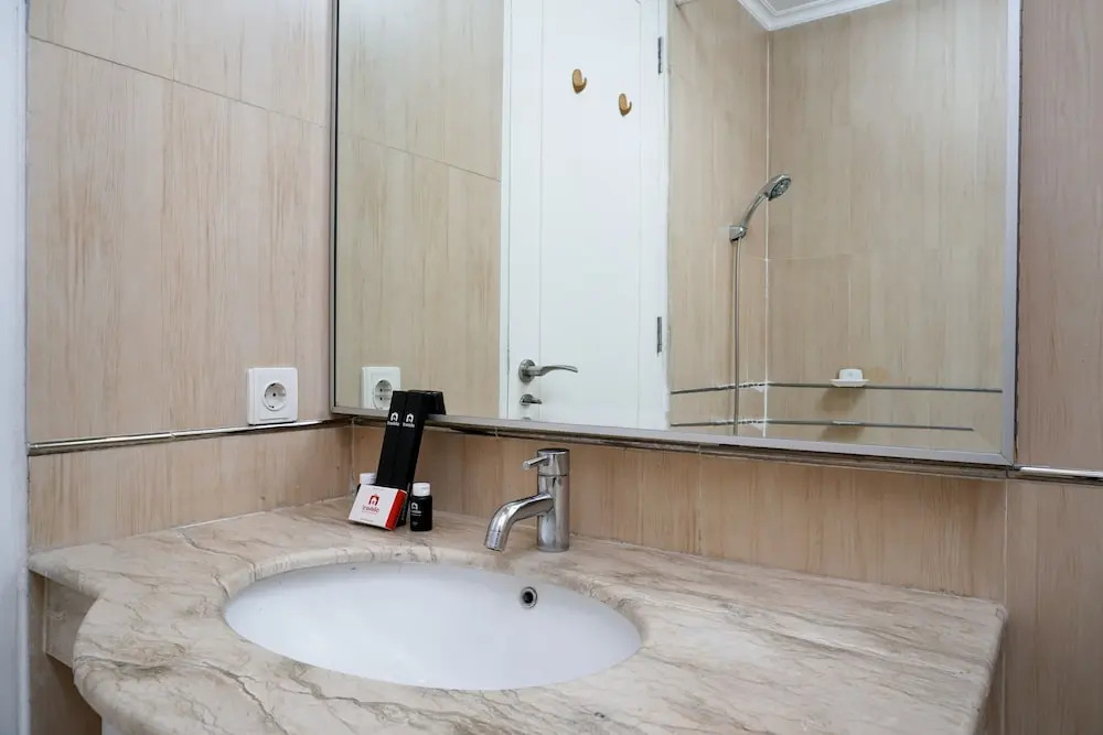 Luxurious 3BR Apartment at FX Residence Sudirman