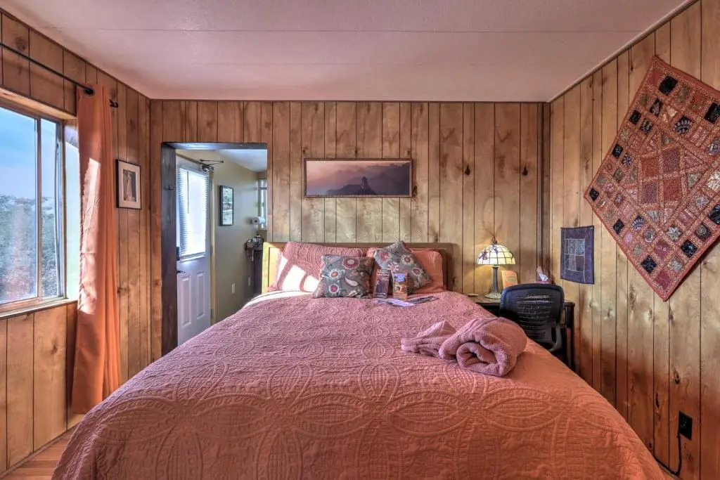 Sedona Studio at Thunder Mountain