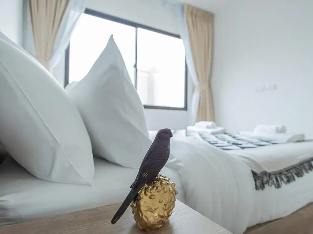 Brand New Luxury 1 Br Near 2mrt 2bts 3 Shopping