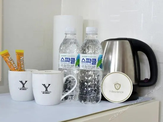 Y Residence