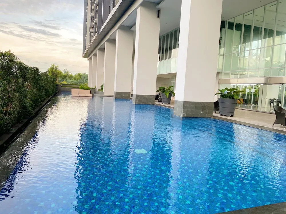 Cozy Place @ Studio The Breeze Bintaro Plaza Apartment