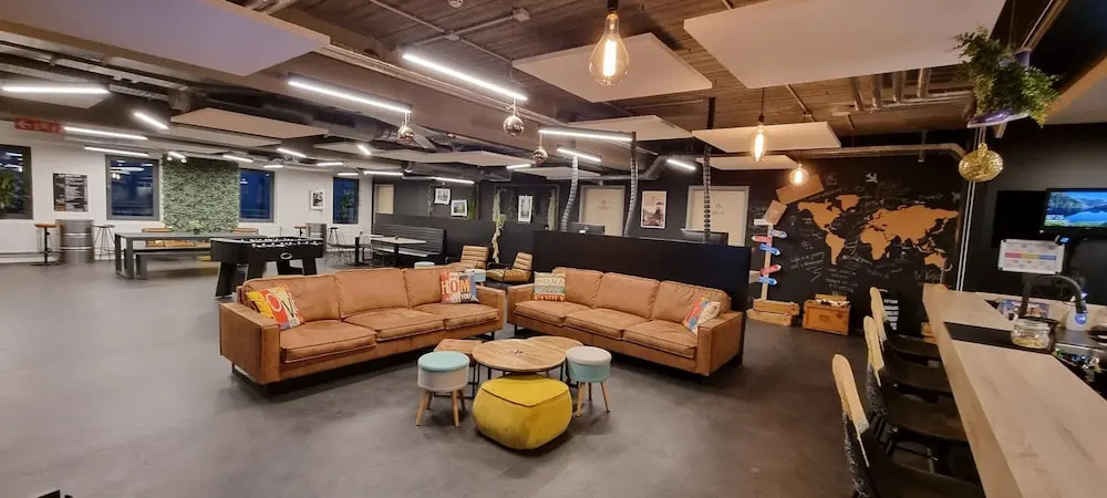 HI HOSTEL CHARLEROI Brussels South Airport