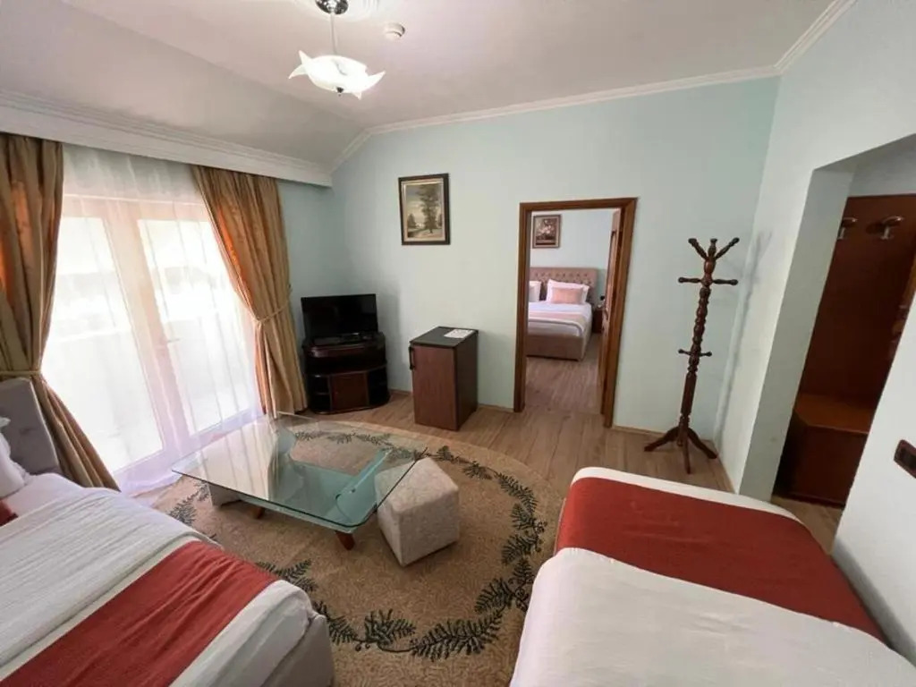 Eklips Hotel