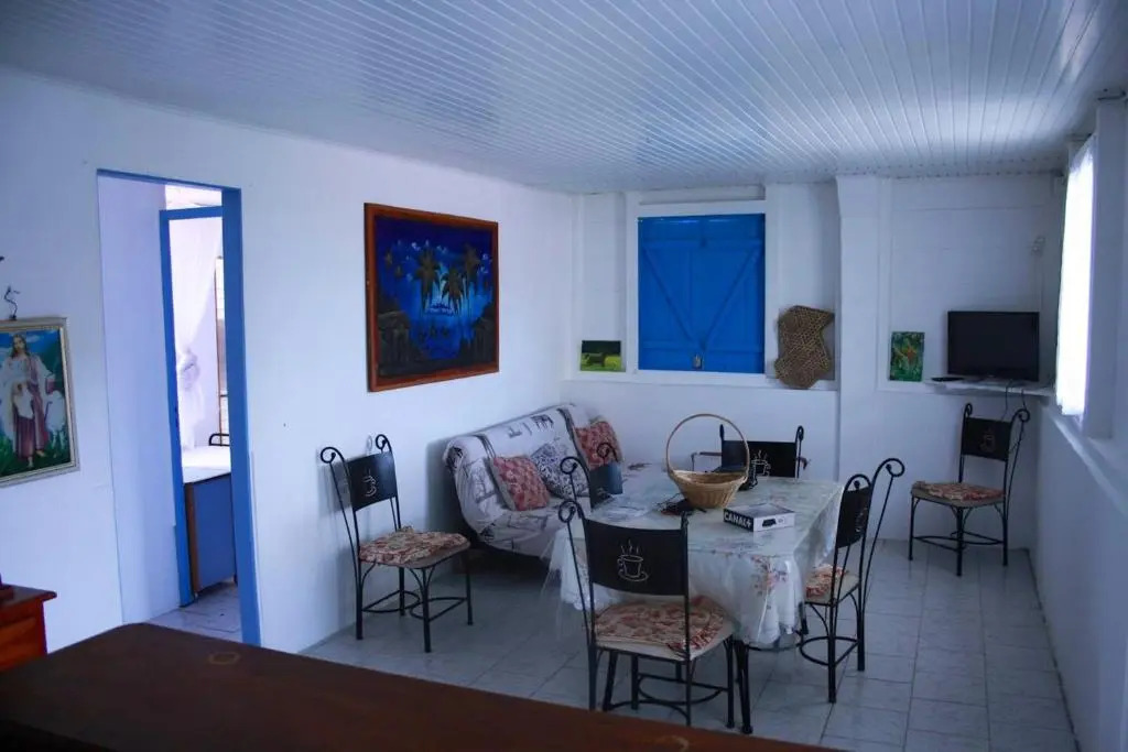 Maison de 2 chambres avec jardin clos et wifi a Le Vauclin a 6 km de la plage