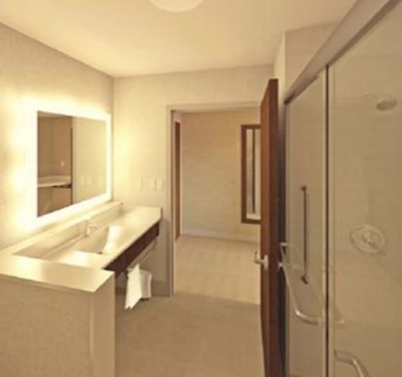 Holiday Inn Express Visalia-Sequoia Gateway Area by IHG