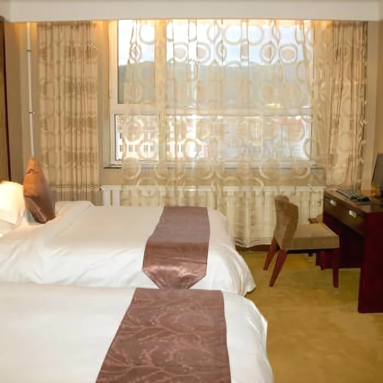 Yichun Hongdu Hotel