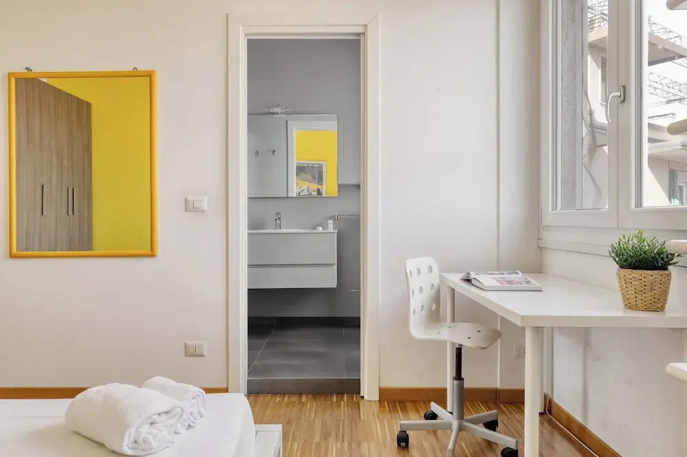 Stylish 2BR flat next to Navigli